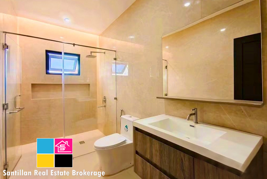 FOR SALE FURNISHED ELEGANT HOUSE IN CORONA DEL MAR TALISAY CEBU 6