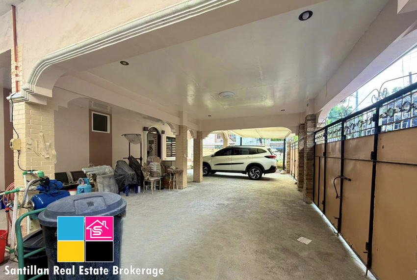 FOR SALE ALONG THE MAINROAD SEMI-FURNISHED HOUSE IN PAGSABUNGAN MANDAUE CEBU 3