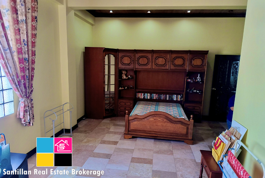 RUSH SALE SEMI-FURNISHED HOUSE WITH SWIMMING POOL IN SUNNY HILLS TALAMBAN CEBU 21