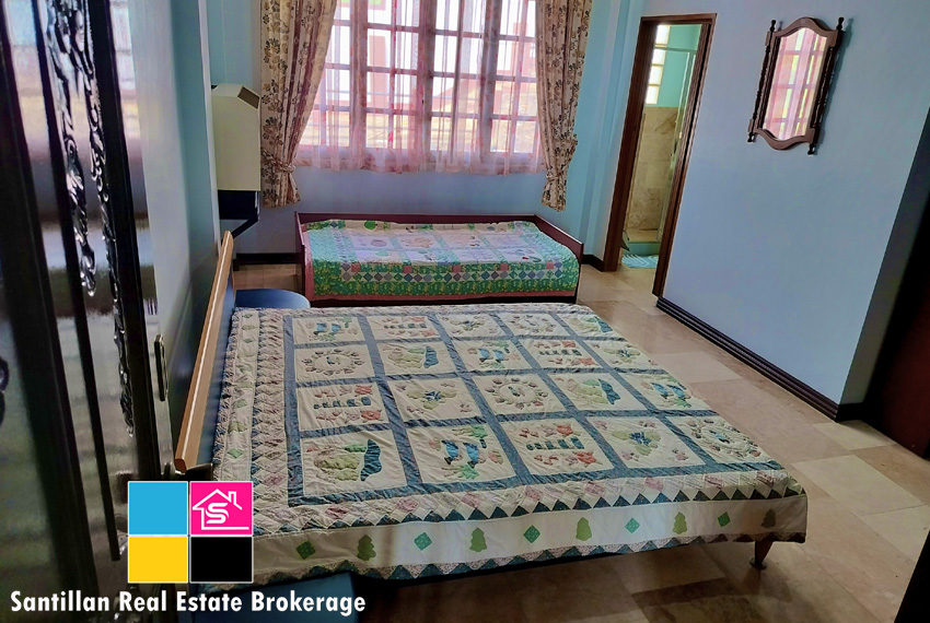 RUSH SALE SEMI-FURNISHED HOUSE WITH SWIMMING POOL IN SUNNY HILLS TALAMBAN CEBU 25