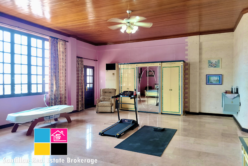 RUSH SALE SEMI-FURNISHED HOUSE WITH SWIMMING POOL IN SUNNY HILLS TALAMBAN CEBU 28