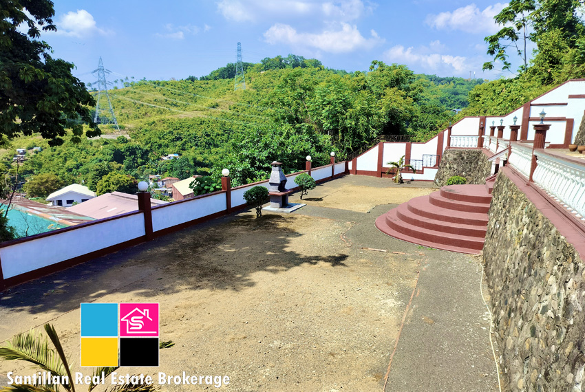 RUSH SALE SEMI-FURNISHED HOUSE WITH SWIMMING POOL IN SUNNY HILLS TALAMBAN CEBU 33